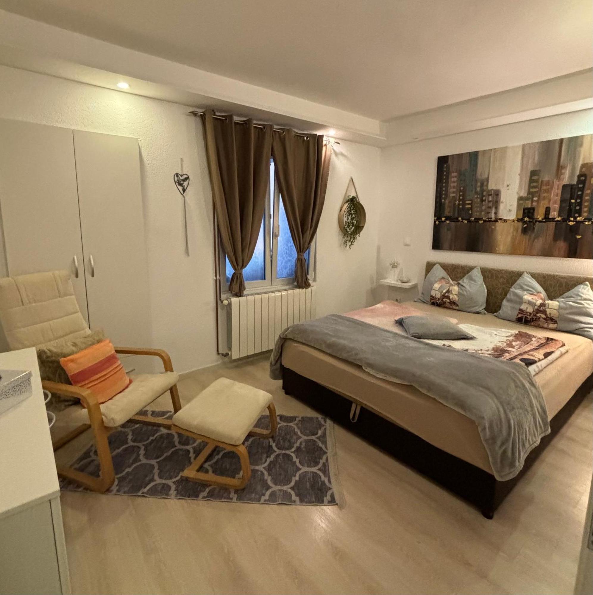 רייקה Apartman Edina מראה חיצוני תמונה